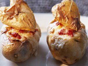 Pommes de terre à la suédoise au fromage à raclette - Les folies