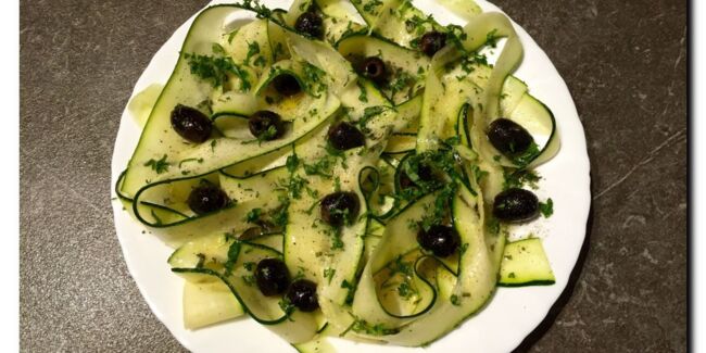 Tagliatelles de courgette aux olives