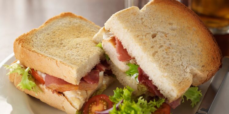 Club sandwich poulet bacon