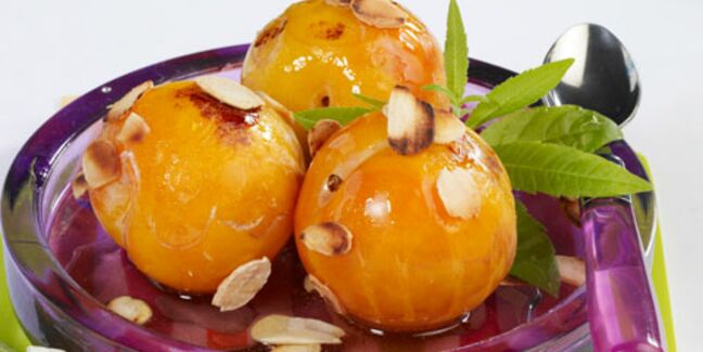 Abricots caramélisés aux amandes
