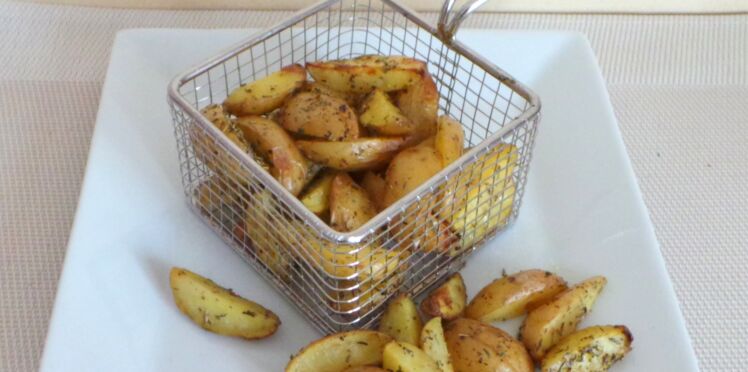 Mini Potatoes De Pommes De Terre Grenailles Aux Herbes De Provence