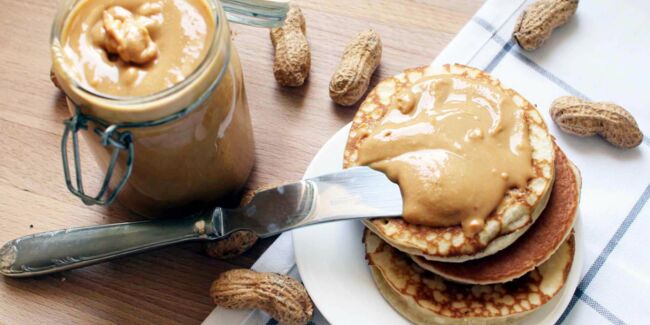 Beurre de cacahuète crunchy maison facile et rapide : découvrez les  recettes de Cuisine Actuelle