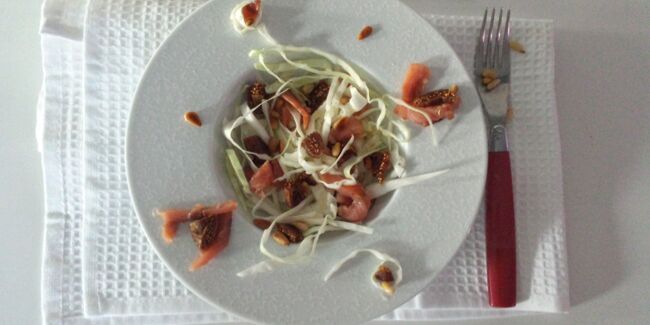 Salade de chou au saumon fumé