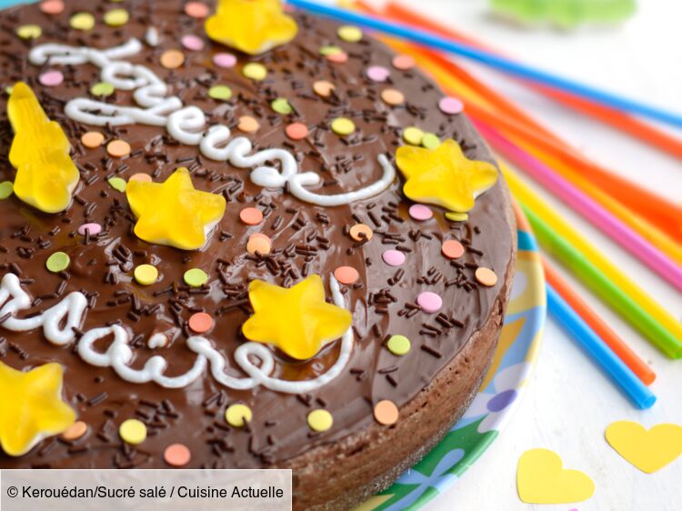 Gâteau joyeux anniversaire facile : découvrez les recettes de