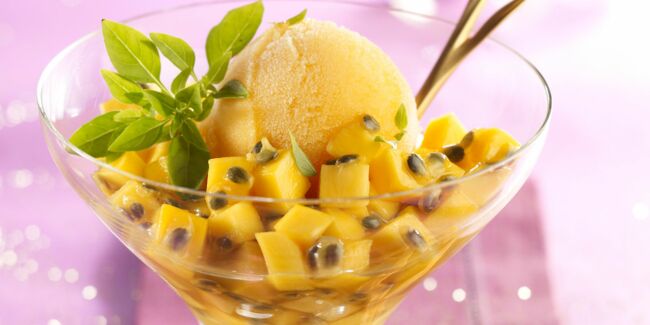 Salade de mangues au basilic et fruits de la passion