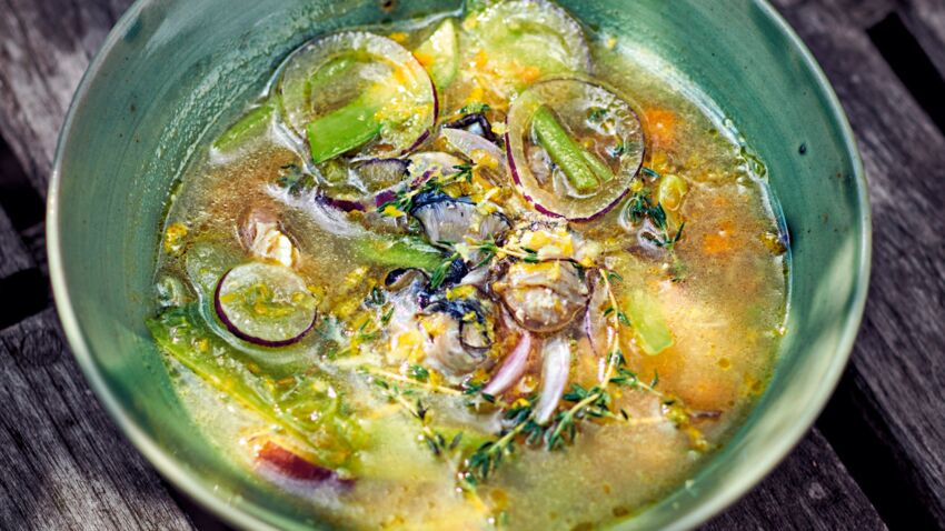 Soupe de légumes aux huîtres