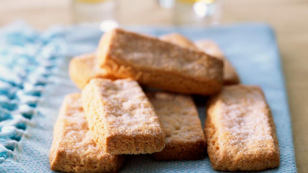 Biscuits Sables Et Petits Gateaux 150 Recettes Pour Se Regaler Cuisine Actuelle