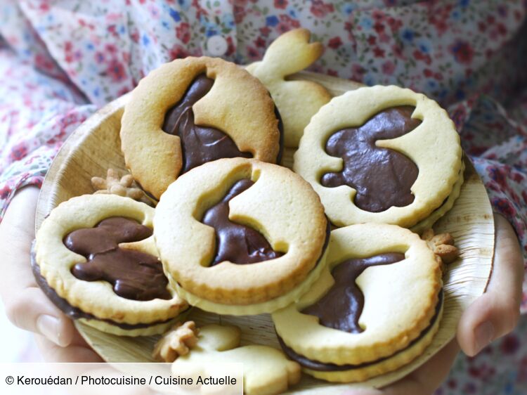Biscuits de Pâques fourrés au chocolat facile : découvrez les recettes de  Cuisine Actuelle