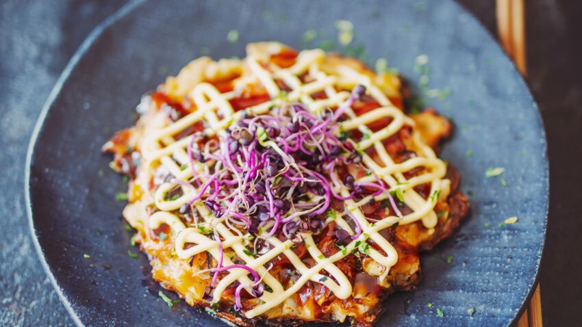 okonomiyaki (crêpe japonaise au chou)