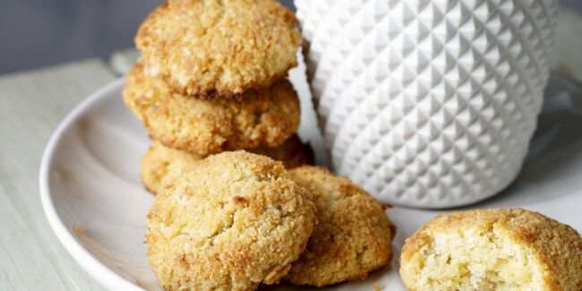 Biscuits sans sucre à la coco facile : découvrez les recettes de Cuisine  Actuelle