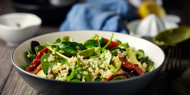 Salades d'été au quinoa : nos idées fraîches et gourmandes
