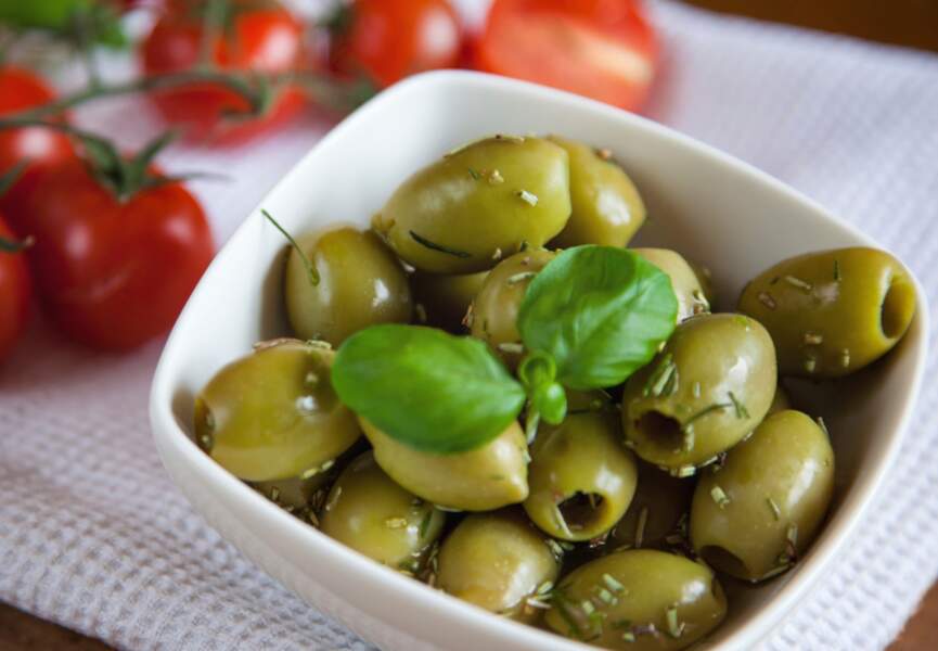 Olives vertes à la provençale