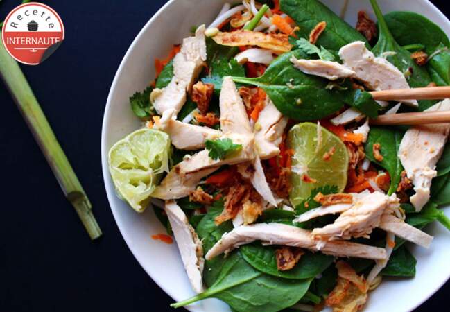 La salade façon thaïe au poulet de Royal Chill