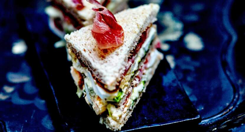 Club sandwich au poisson