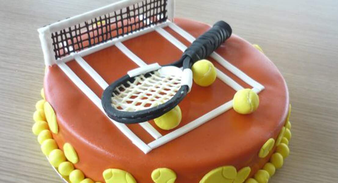 Tennis cake rond façon terre battue