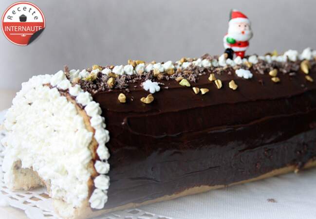 La bûche de Noël, chocolat, pralin, pistaches et Nutella de Maëlle