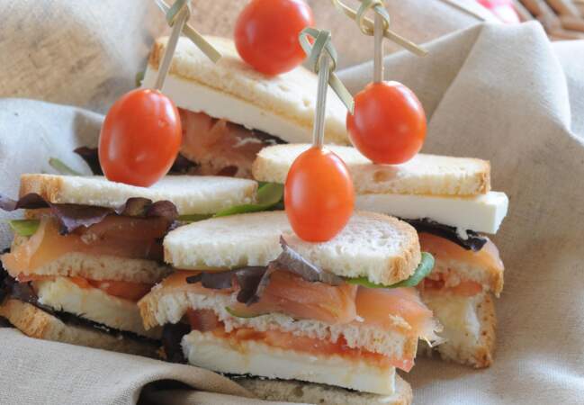 Club sandwichs saumon-chèvre