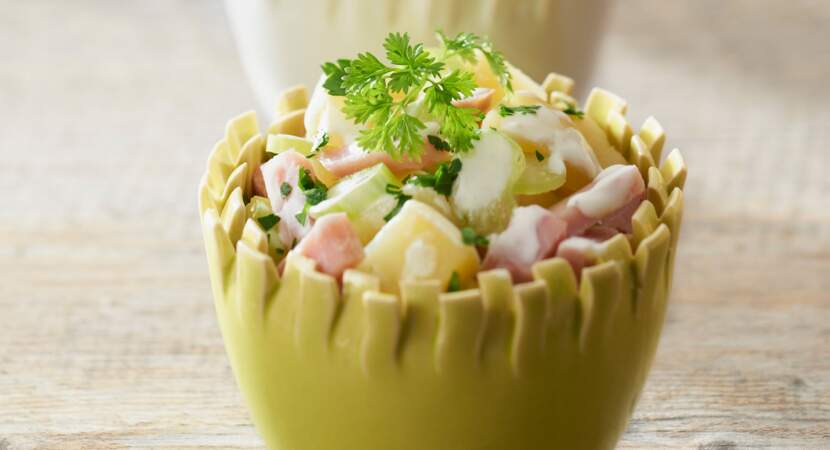 Salade de pomme de terre, céleri et jambon blanc
