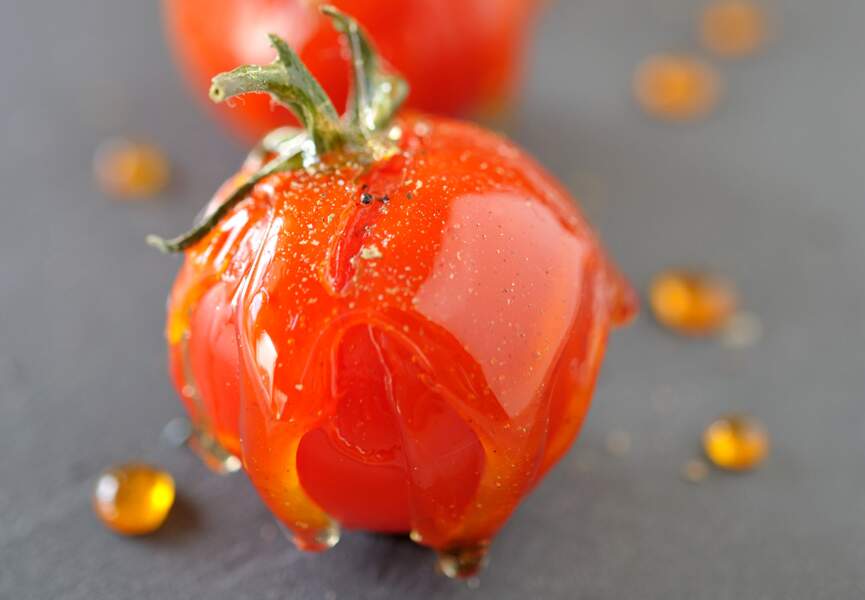 Tomates cerises en pomme d’amour