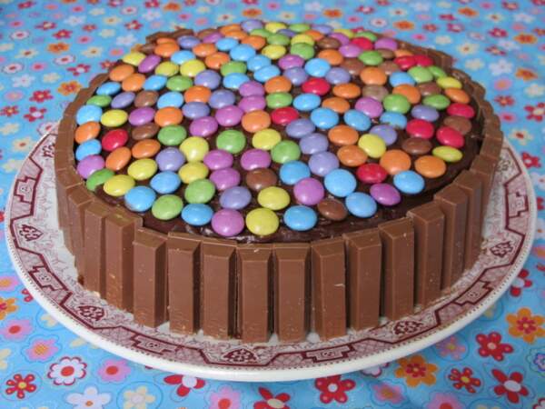 Gâteau d'anniversaire tout chocolat