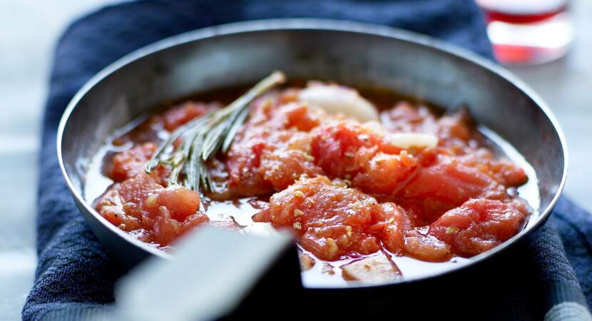 Atténuer l'acidité de la sauce tomate