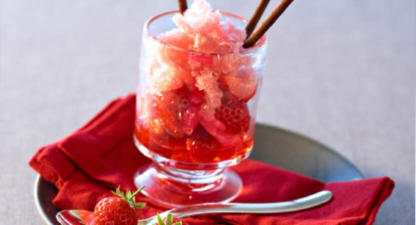 Granité de jus de cranberry aux fraises