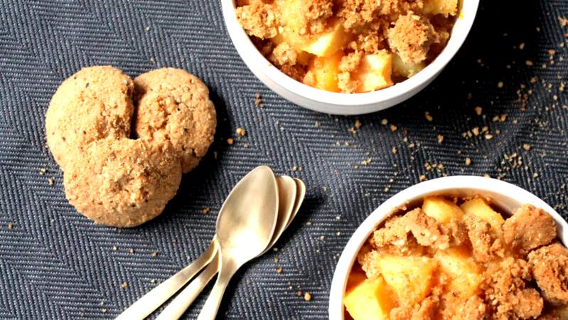Crumble pomme coing abricot