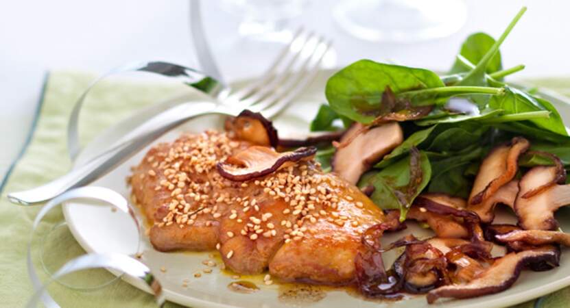 Salade d'épinards au foie gras poêlé