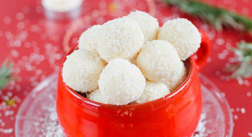 Boules de noix de coco comme des truffes