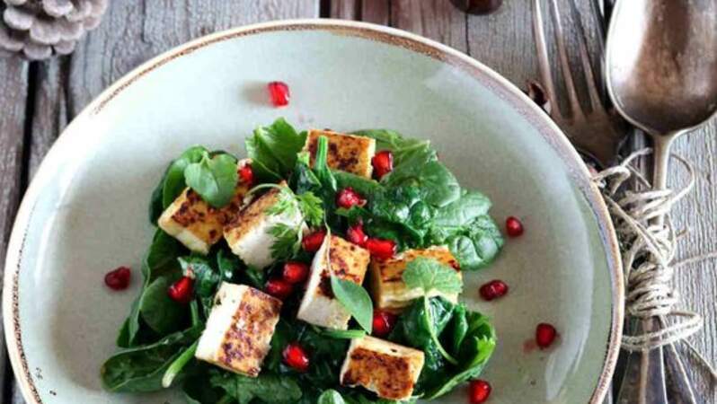 Salade végétalienne - épinard et tofu mariné