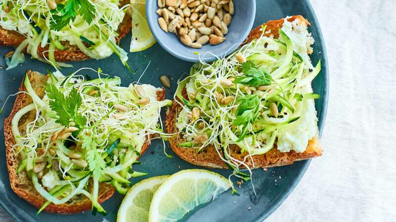 Tartines courgettes fromage frais