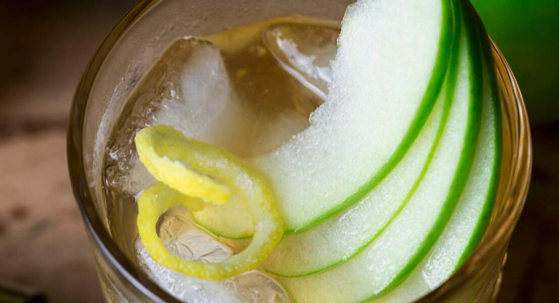 Cocktail sans alcool jus de pommes