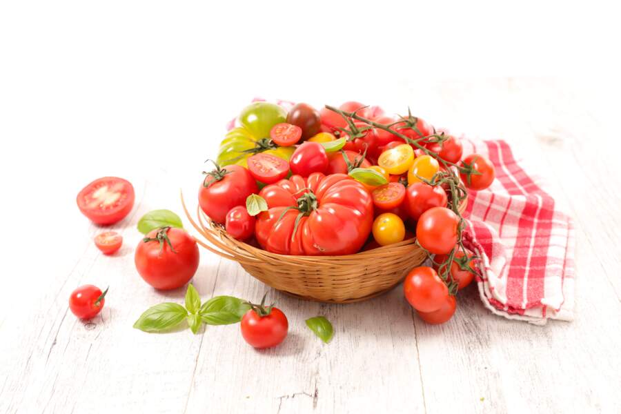 Comment bien conserver les tomates ? (L'erreur que l'on fait toujours...)