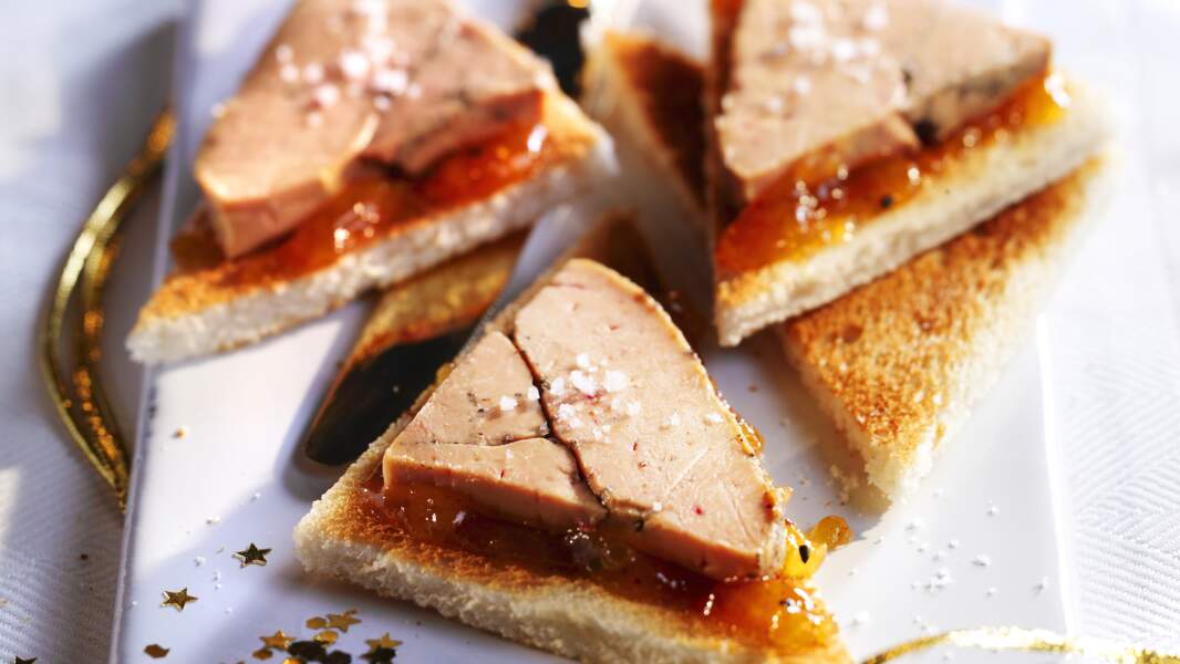 Canapés de foie gras au chutney d’oignons