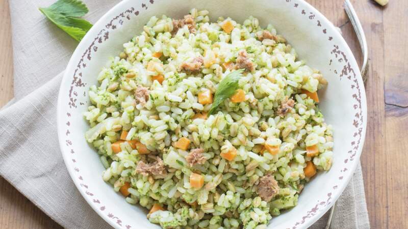 Salade de riz au pesto et aux légumes	