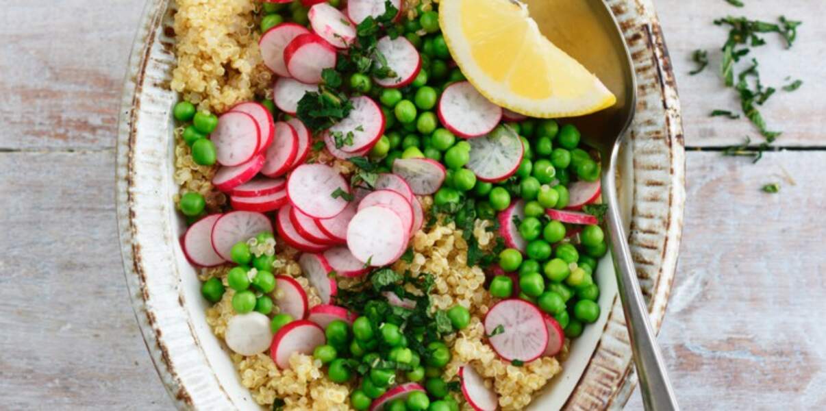 Salade de quinoa aux petits pois menthe et radis