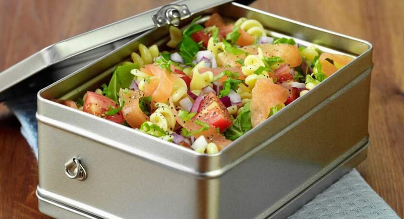Salade composée au saumon fumé