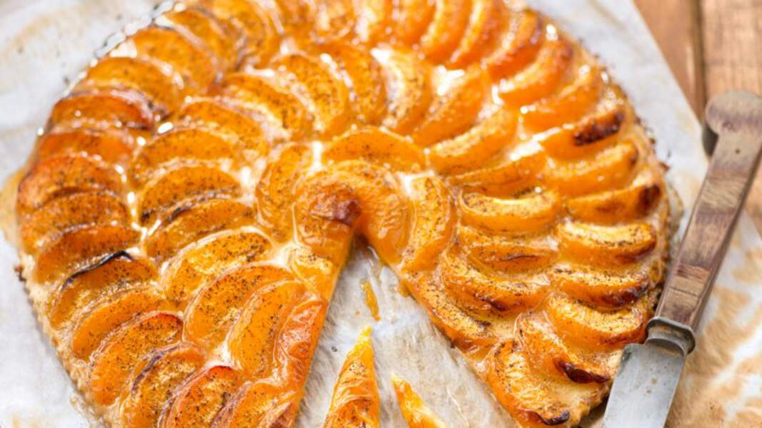 Comment faire la meilleure tarte aux abricots (pâte sablée croustillante, crème d'amande onctueuse ou crème pâtissière légère) ?