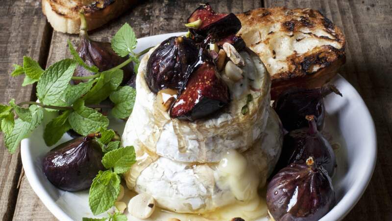 Le camembert :
Camembert rôti aux figues pochées