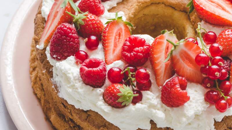 Gâteau d'anniversaire fraise groseille	