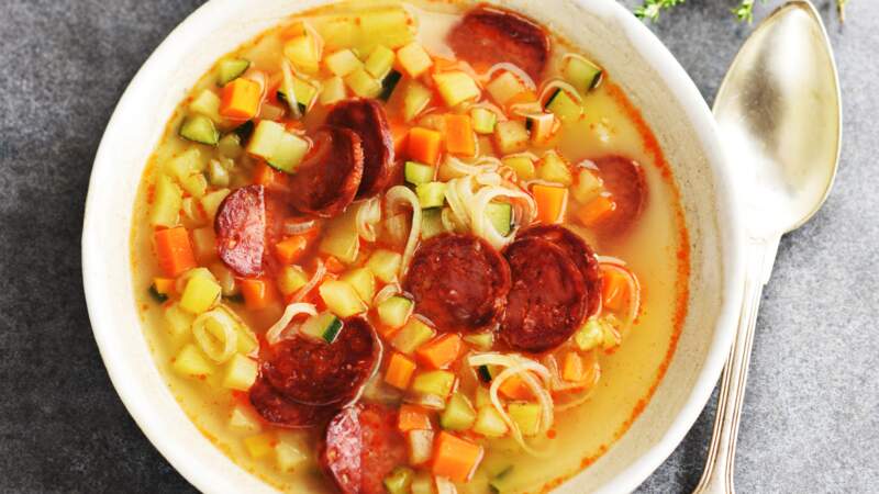 Soupe aux légumes et chorizo