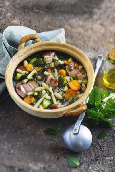 Comment préparer la véritable soupe au pistou provençale ?