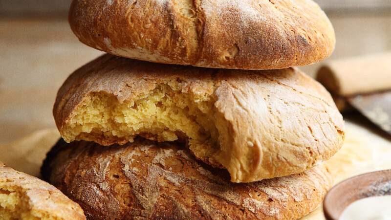 Broa de milho, pain portugais à la farine de maïs 
