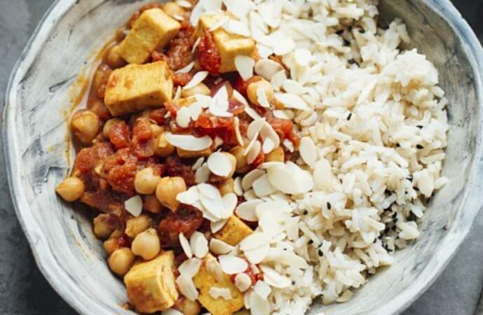 Curry vegan au tofu et pois chiches
