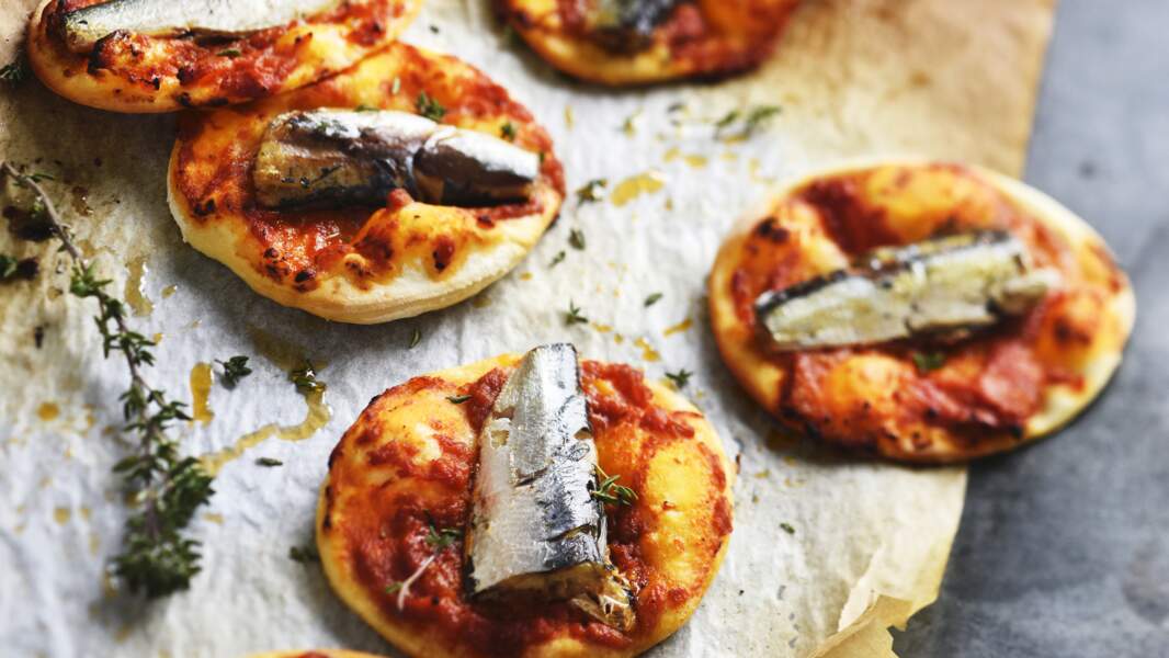 Mini-pizzas arrabiata et sardines