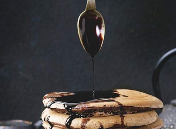 Pancakes au chocolat et miel de caroube		