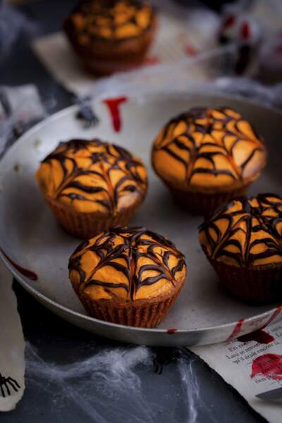 Cupcakes toile d'araignée pour Halloween 	
