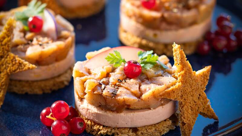 Mini-tatins de foie gras 