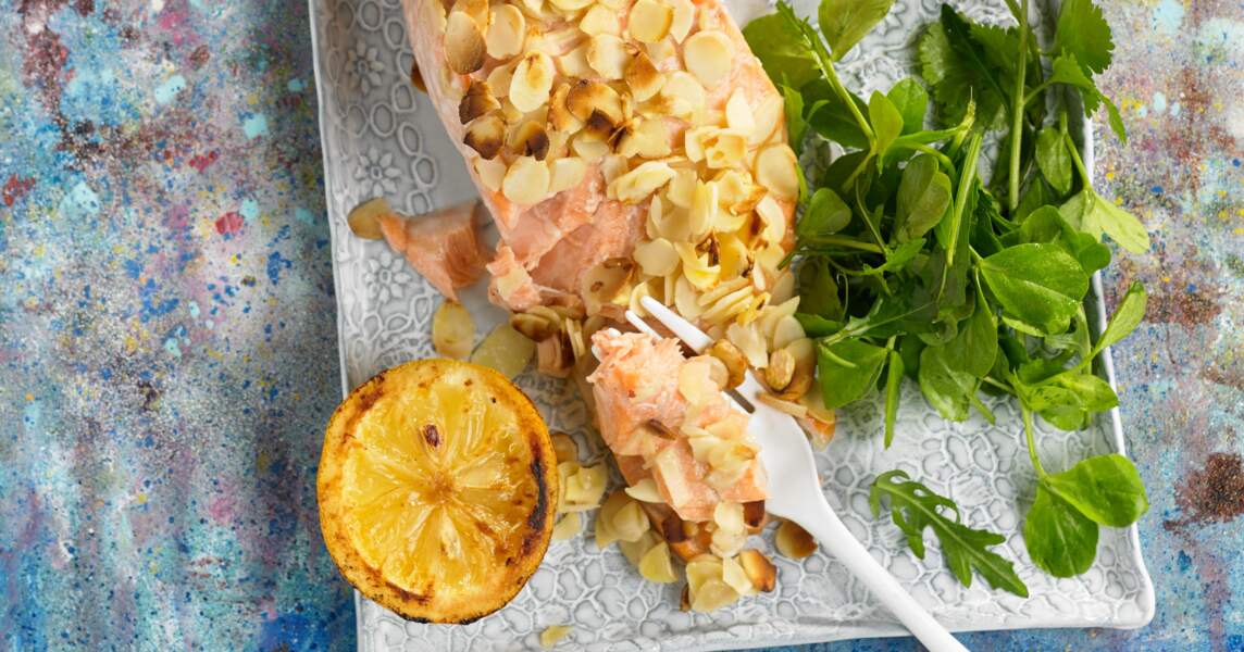 Filet de saumon en croûte d’amandes effilées grillées