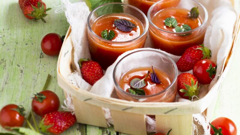 Gaspacho de tomates fraises Gariguette et menthe poivrée